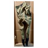 Orvis Fishing Outfit: Vest, Waders & Net - Size L/LSH