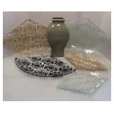 Set of 5 Decorative Glass Serving Plates with Floral Design by David Allen and Ceramic Vase