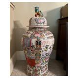 Antique Vintage Chinese Famille Rose Porcelain Lidded Jar with Foo Dog Finial