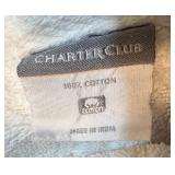 Collection of 5 Plush Towels with 1 Green Bath mat