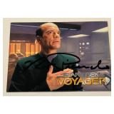 Robert Picardo Auto Star Trek Voyager The Doctor Actor 1995 SkyBox #35 Card