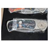 John Wayne 5-Piece Collection Set - Pocket Knives and Keychain