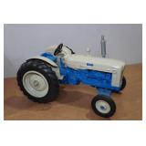 Ertl Ford 5000 Super Major Tractor 1:16 Scale Replica