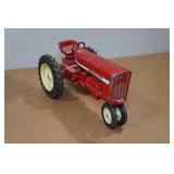Ertl International Farmall Tractor and Hay Wagon 1:16 Scale Replica