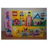 Lego Classic Creative Houses 850 Piece Building Set
