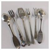 6 PIECE COLLECTION OF MISC. SOLID STERLING SILVER FLATWARE :: FORKS AND  SPOONS  :: TOTAL WEIGHT OF 114 GRAMS