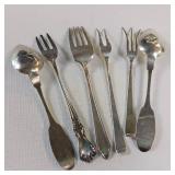 6 PIECE COLLECTION OF MISC. SOLID STERLING SILVER FLATWARE :: FORKS AND  SPOONS  :: TOTAL WEIGHT OF 114 GRAMS