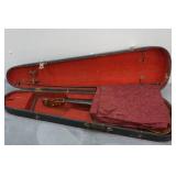 Vintage 1930s Guinneri Model Full Size Violin and Case with Bow