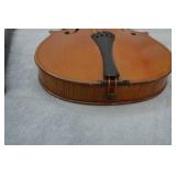 Older Student Model Viola Violin