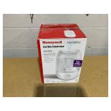Honeywell Ultrasonic Egg Humidifier HUL545W: Cool Mist, Aromatherapy, No Filter, 36-Hour Run, 300-500 sq. ft