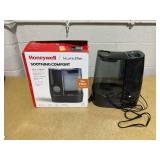 Honeywell HWM845 Warm Mist Humidifier