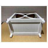 Pemberly Row Modern Chairside Table