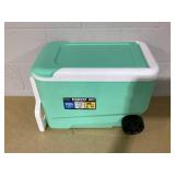Igloo Wheelie Cool 38qt Rolling Cooler
