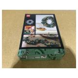 LEGO Icons Wreath-Making Kit and Holiday Garland 10340
