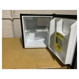 Hisense 1.6 Cu Ft Single Door Mini Fridge