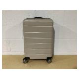Skyline Hardside 20 Inch Carry On Spinner Suitcase