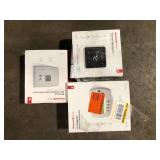 Lot of Assorted Thermostats Various Models and Conditions   Customer Returns See Pictures