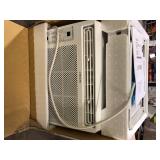 Vissani 5,000 BTU 115-Volt Window Air Conditioner for 150 sq. ft. Rooms in White  Customer Returns See Pictures