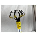 Mr. Longarm Telescoping Light Bulb Changer