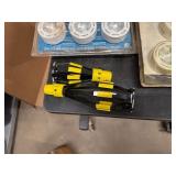 Two Packages 10 Watt Under Cabinet Lights and Two Packages 120 Halogen Accent Lights