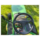 John Deere LX255 Lawn Tractor