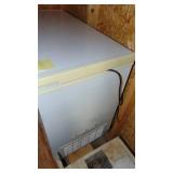 Kenmore Chest Freezer, Works, 32 x 37.5 x 20.5