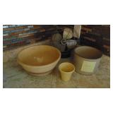 Vintage Crock, Pot, Fan and Watt Bowl (asis)