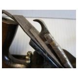 Wood planes: two Baileys #5 - one b...