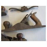 Wood planes: two Baileys #5 - one b...