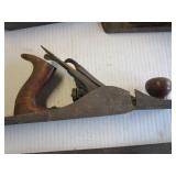 Wood planes: two Baileys #5 - one b...