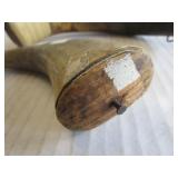 Gun powder horns (real horns), anti...