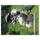 Geese decoys, 23 with 22 heads...