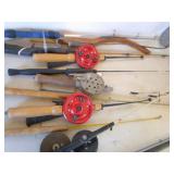 Ice fishing package: vintage Frabil...