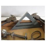 Tools: fencing pliars, side cutter,...