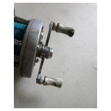 Pflueger Supreme reel with box...