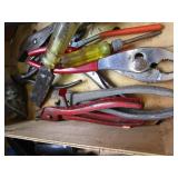 Chainsaw sharpening, hex wrenches, ...