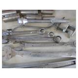 Craftsman 16" adjustable, sockets, ...
