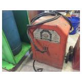 Wards Power-Kraft 225 Amp Arc Welder