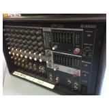 Yamaha EMX512sc Powered Mixer - Powers On