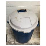 9 Commercial Trash Cans