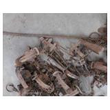 ASSORTED TRAPS. LOTS OF VICTOR