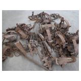 ASSORTED TRAPS. LOTS OF VICTOR