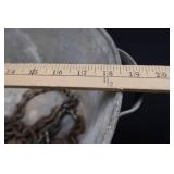 BUCKET AND BASKET BONUS CHAIN