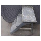 STURDY OVERSIZED STEP STOOL / EXTENSION CORD