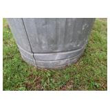 METAL CAR RAMPS / METAL TRASH CAN