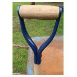WHEELBARROW / #2 SCOOP SHOVEL