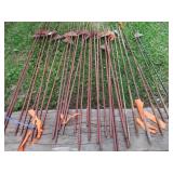 25 ELECTRIC FENCE POLES + EXTRAS
