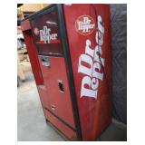 VINTAGE DR PEPPER VENDALATOR VENDING MACHINE