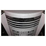 Vintage Lakewood 3 Speed Hassock Fan. (