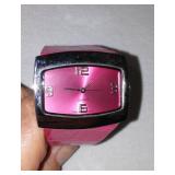 Vintage Watches, Brooches And More.